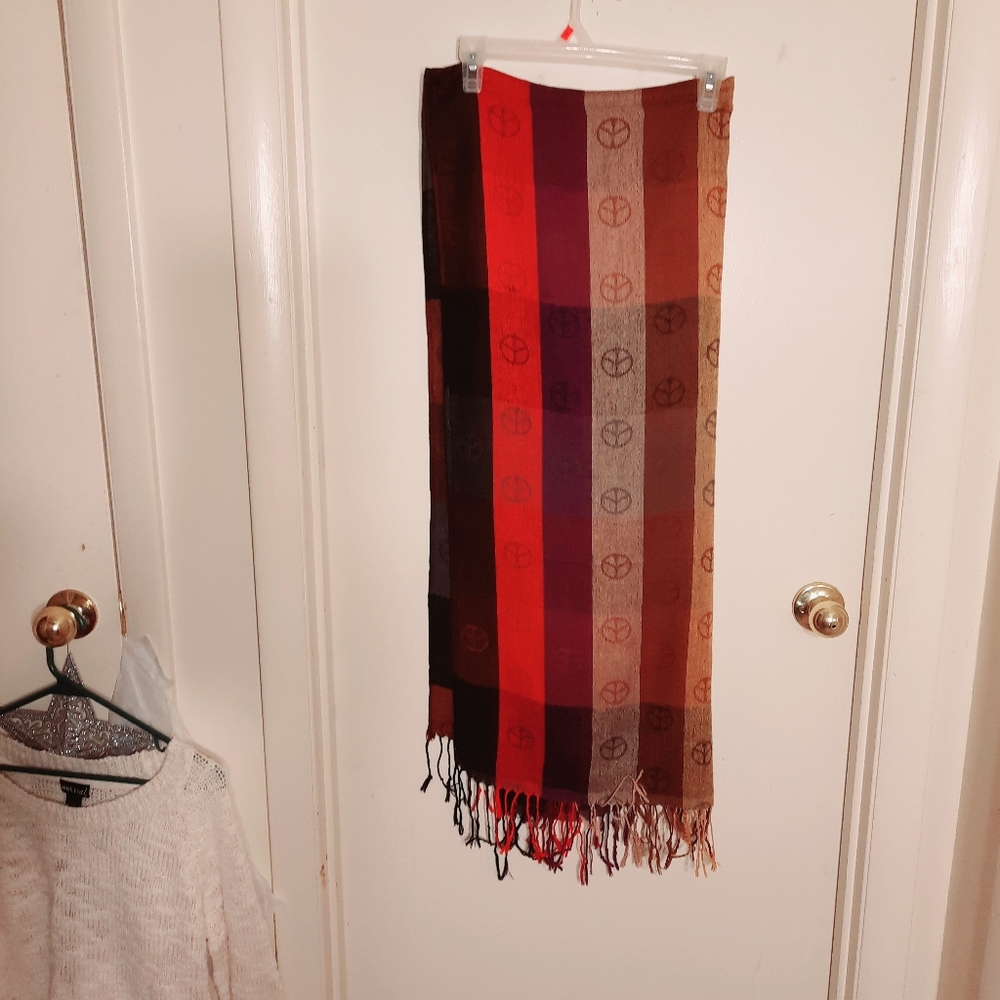 Pashmina scarf ying yang